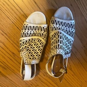 White Block Heal Sandal